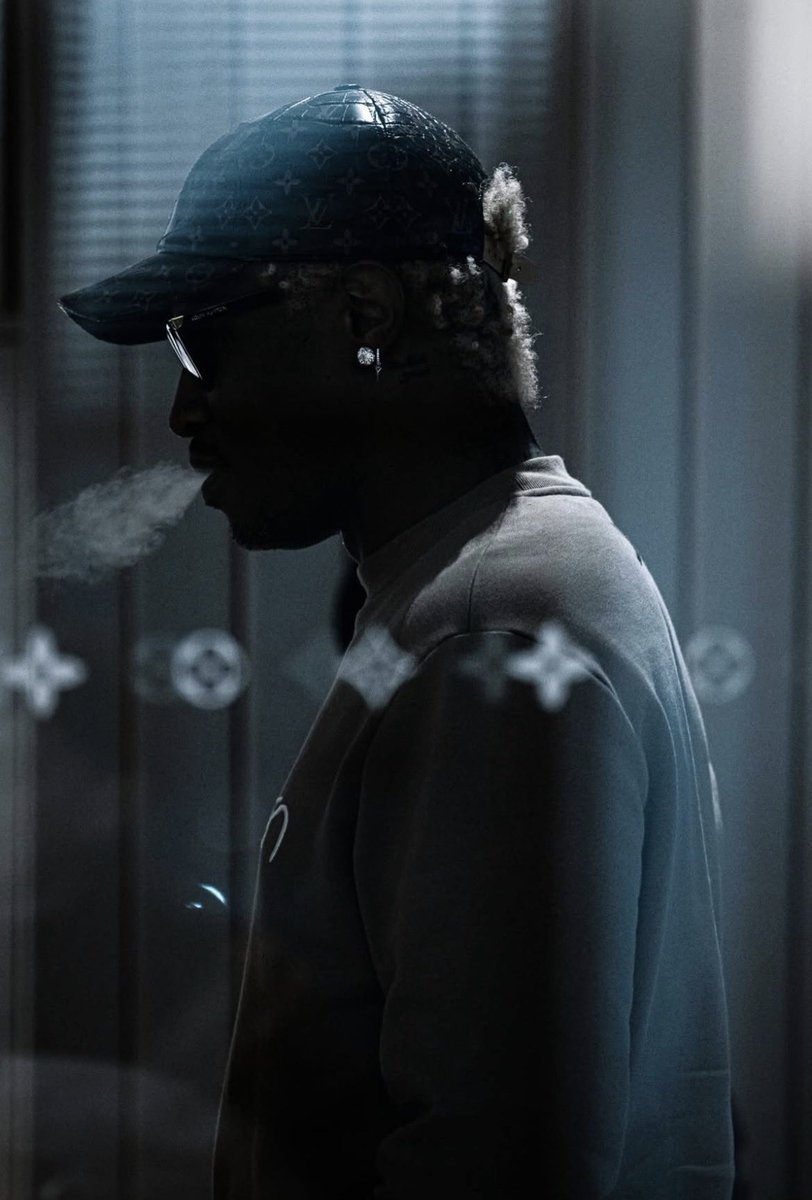 ThugSlimefuture's tweet photo. The wizard 🦅 @1future https://t.co/LioITJvQJw