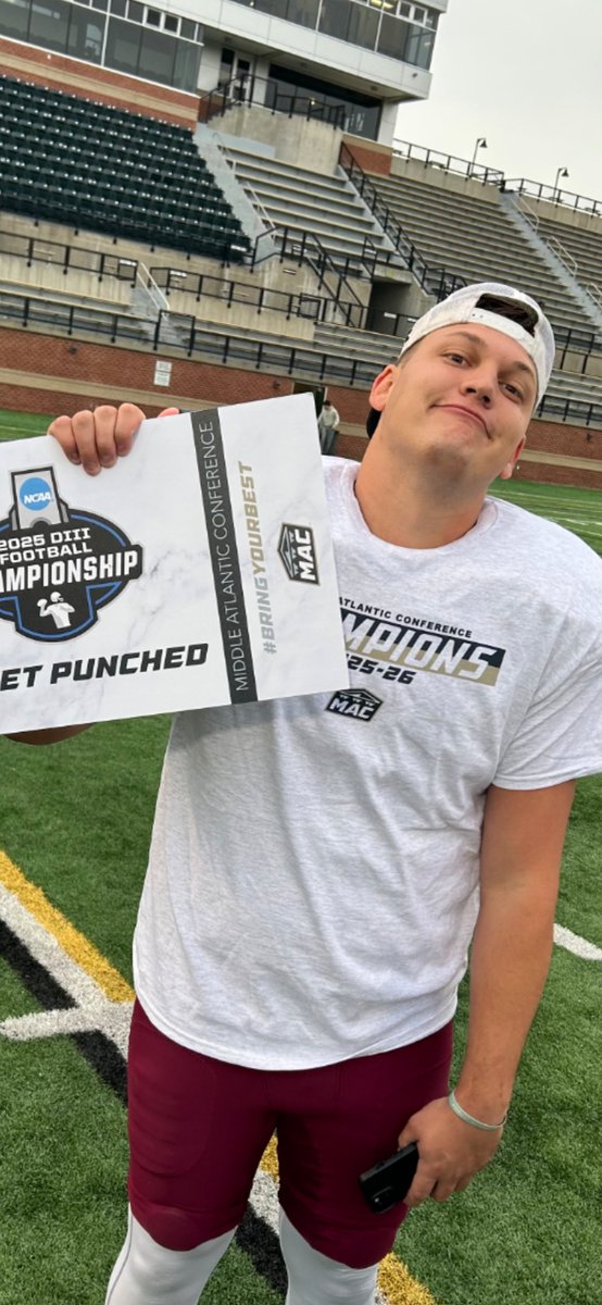 storm79storm's tweet photo. John Westfield 
Eastern University 
6'3  245lbs Senior Punter
1st Team All-MAC Football Team
Avg. 39.5 w/ 13 inside -20 &amp; 7 punts 50+ 💣 https://t.co/3Fe8EQ30A1