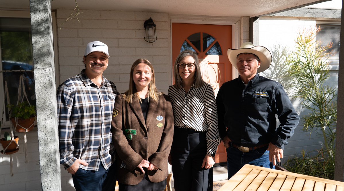 Governor Katie Hobbs tweet media