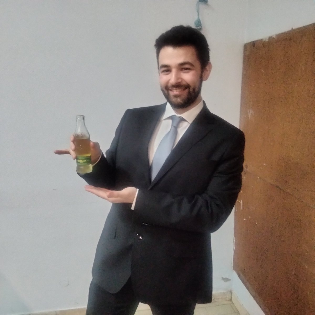 simomandrioli's tweet photo. @Cena_min5cara average Puffin player #fabtcg https://t.co/8m0AxNt44z