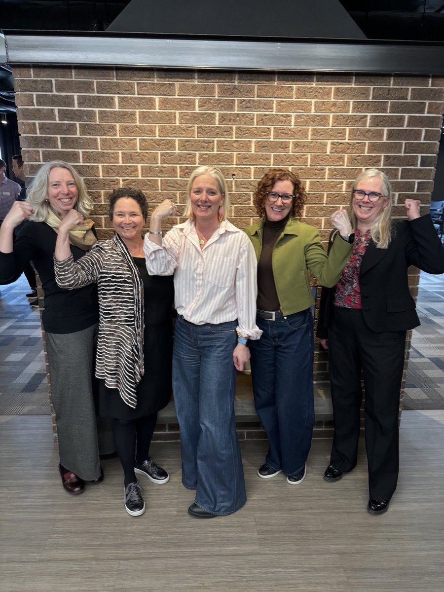 Catherine McKenna tweet media