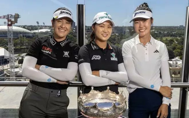 rob_mcknight's tweet image. Aussie golfers tee off as WOMEN’S OPEN rolls on in Adelaide

Read More -&amp;gt; tvblackbox.com.au/page/2026/03/1…

#9GO #9NOW #Adelaide #Channel9 #Golf #Women’sAustralianOpen 
tvblackbox.com.au/page/2026/03/1…