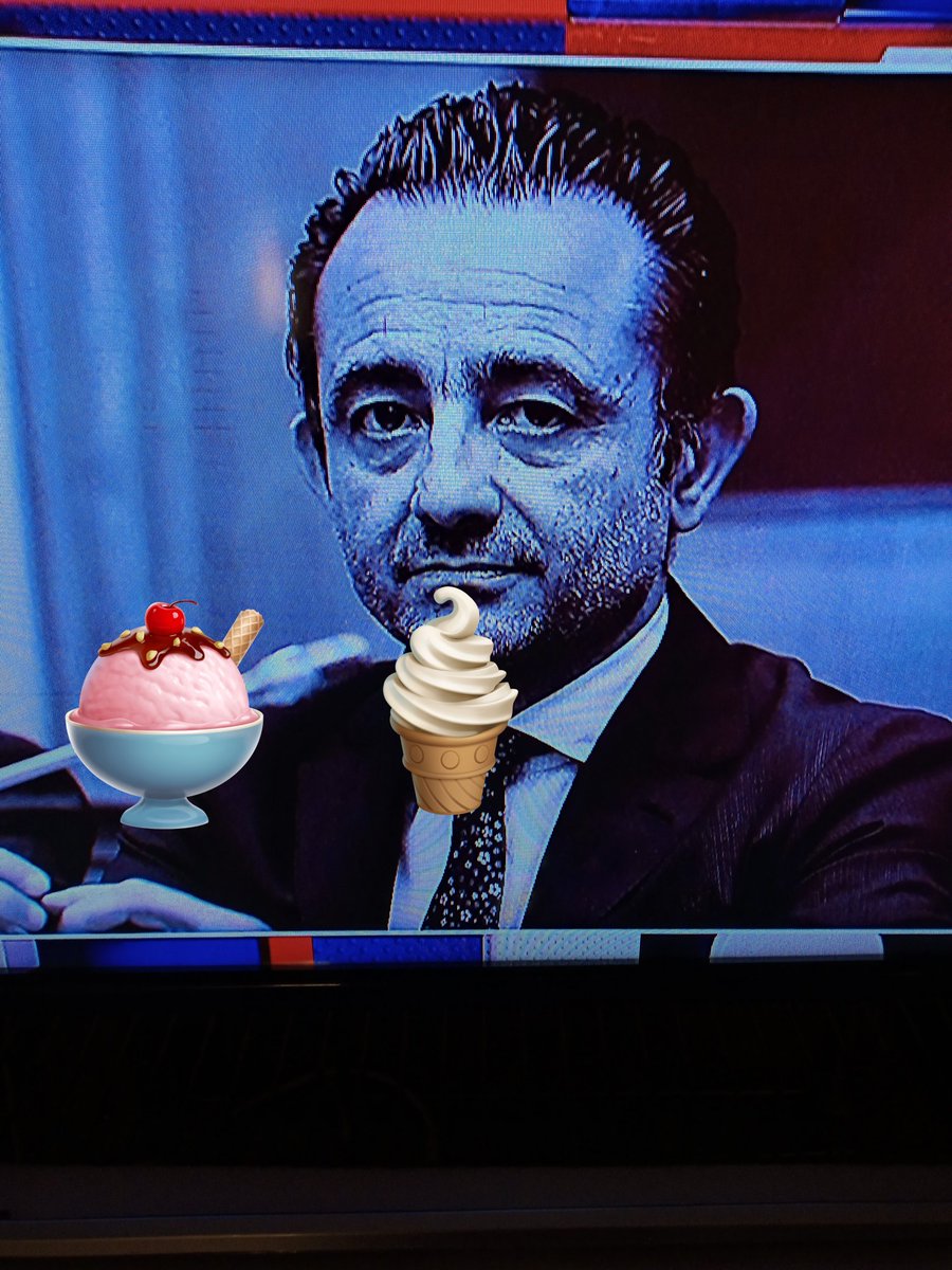 MaxCoen33's tweet image. successi di fratelli d'italia il partito di gioggiaaa Melona ... Il gelato alla buvette.  Si é battutto fortemente l'onorevole trancassini 👇👇👇👇👇👇👇👇👇👇👇👇 #lacasta #VotoNo