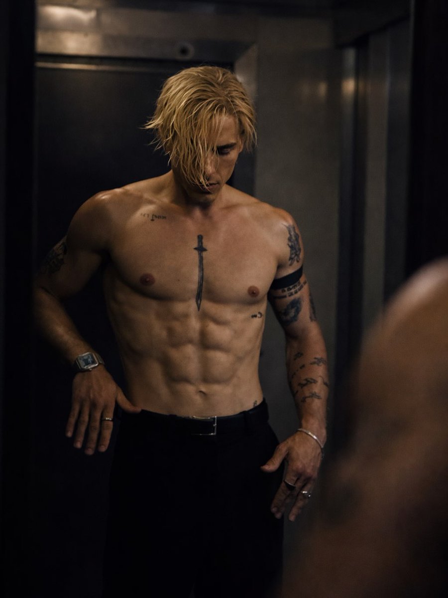 Taz Skylar daily tweet media