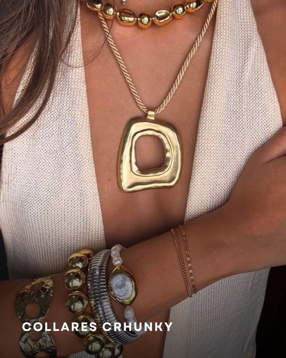 MidWoman tweet media