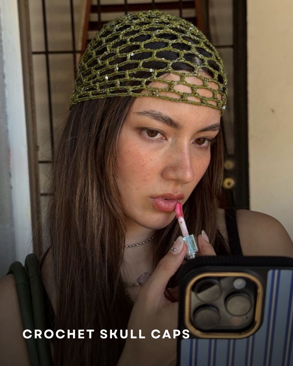 MidWoman tweet media