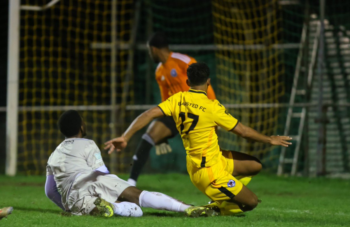 Our photo gallery from Tuesday’s nights semi-final win against AFC Greenwich Borough is now live on our website. As always thank you to Ian Scammell for the amazing photos #bearstedfc #bears #finalists <a href="/EastKentIan/">Ian Scammell</a>
