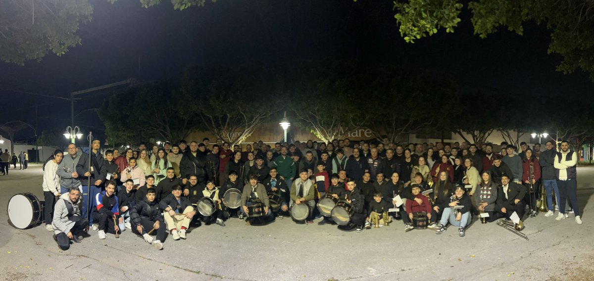 El último ensayo de la semana lo hacemos junto a nuestra Hermandad <a href="/correonistas/">Hermandad Sacramental de Viñeros</a>.

Restan los días para soñar. Restan los días para que todo cobre sentido.

#QueSueneSanLorenzo