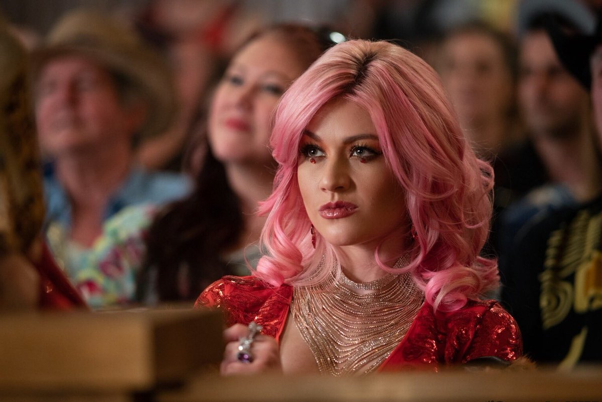 Kitkat4ever11's tweet image. Katherine McNamara 😍
#Shadowhunters #Arrow #TheStand #WalkerIndependence