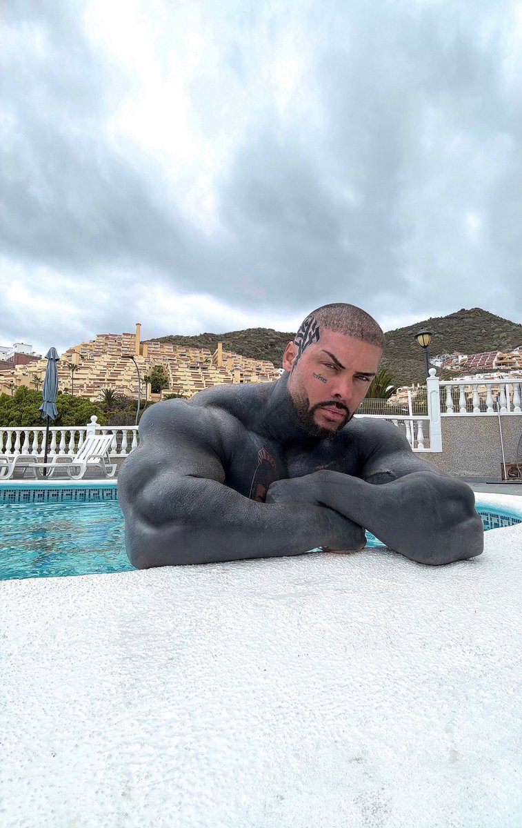 Berto Black tweet media