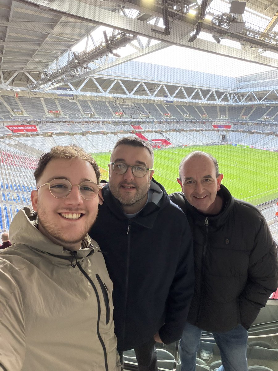 Simon Lines tweet media