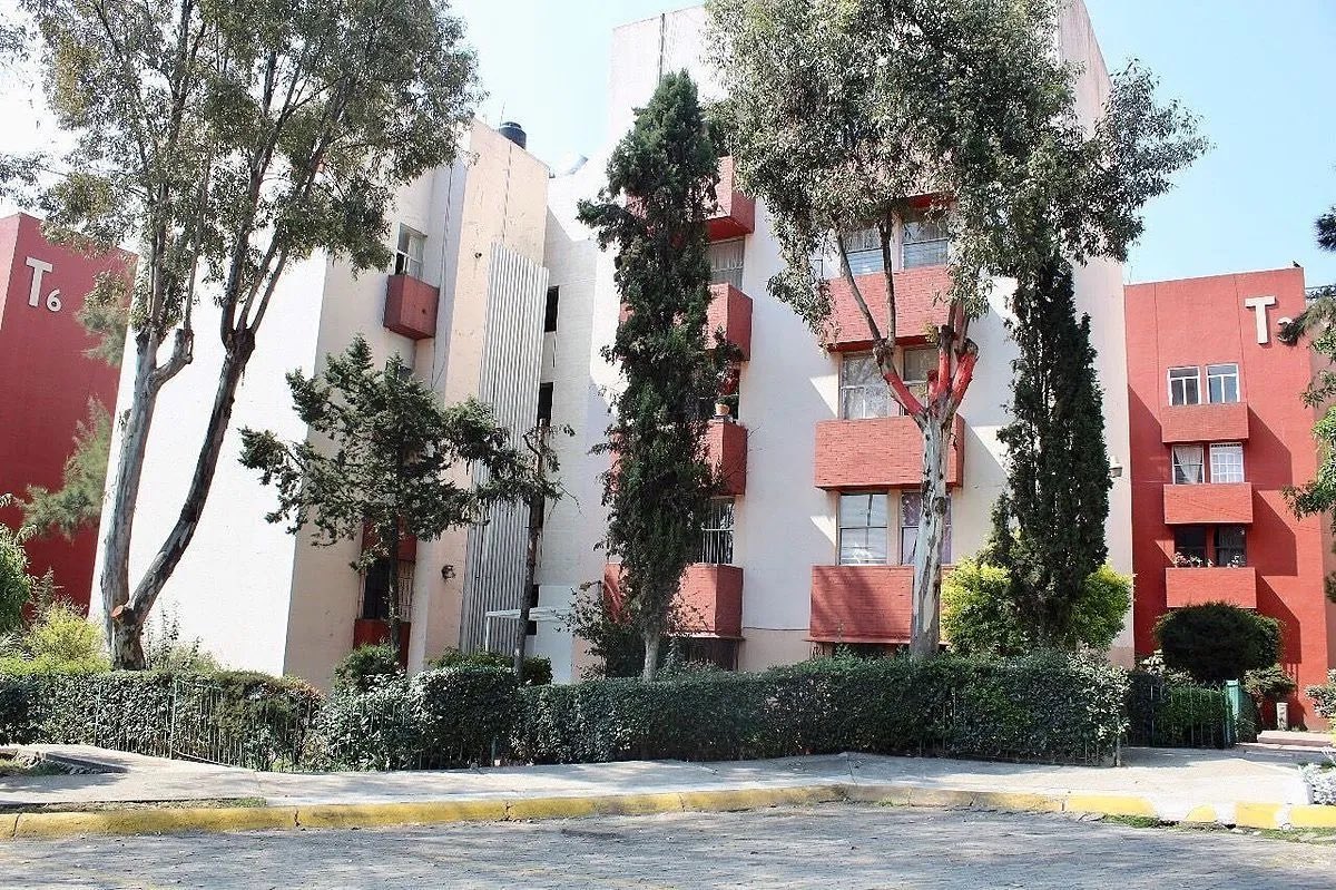 Alberto_Vanegas's tweet photo. El crecimiento de la vivienda vertical en nuestra ciudad exige también mayores medidas de prevención. Por eso presenté una iniciativa para incorporar el artículo 61 Bis a la Ley de Propiedad en Condominio de Inmuebles de la Ciudad de México, que establece revisiones técnicas periódicas a instalaciones de gas, eléctricas e hidráulicas en los edificios habitacionales. Detectar a tiempo deterioros o fugas puede evitar daños materiales, evacuaciones e incluso tragedias.
¡Así, AVAnzamos por Tlalpan! ✨🇲🇽

#AlbertoVanegas #AvanzamosPorTlalpan #Seguridad #UnidadHabitacional #FugaDeGas