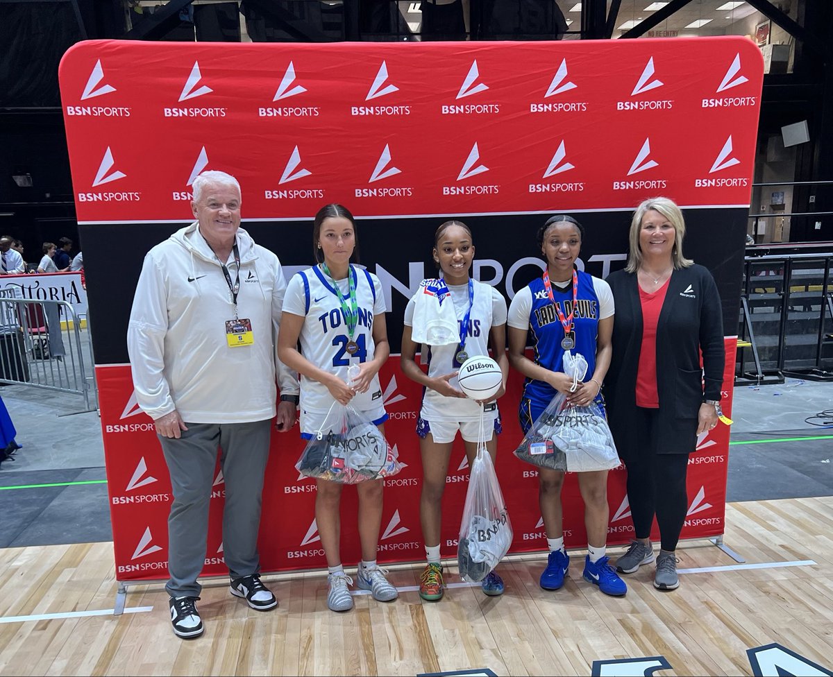 BSNSPORTS_GA's tweet image. @BSNSports is proud to sponsor the @OfficialGHSA Girls 3-Point Contest. Congratulations to Madison Bennett 1st place #TrinityChristian with 21 pts., Courtney Bray 2nd place  #WarrenCounty 14 pts. &amp;amp; Ava Thompson 3rd place  #TownsCounty 11 pts.