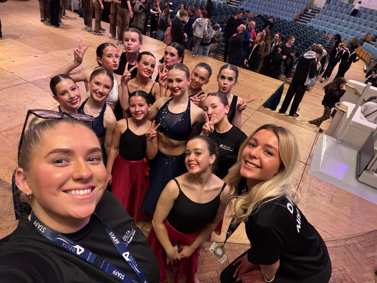 Rossington All Saints Academy tweet media