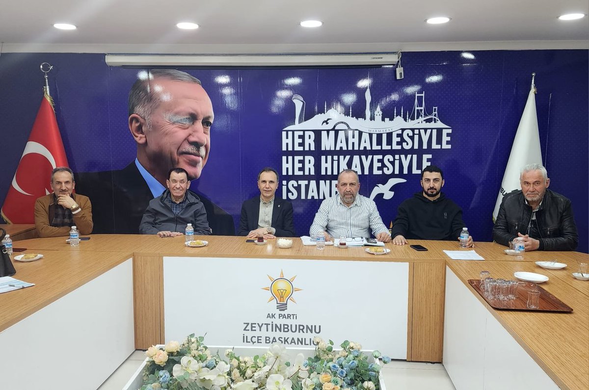 ak_seyitnizam34's tweet photo. 📍Bizim Hikayemiz Seyitnizam Mahallesi

En büyük gücümüz, birlikteliğimiz ve dayanışma ruhumuz! Seyitnizam Mah. Teşkilatı Olarak Haftalık Olağan Toplantımızı Gerçekleştirdik. https://t.co/0N1ZErdrmz
