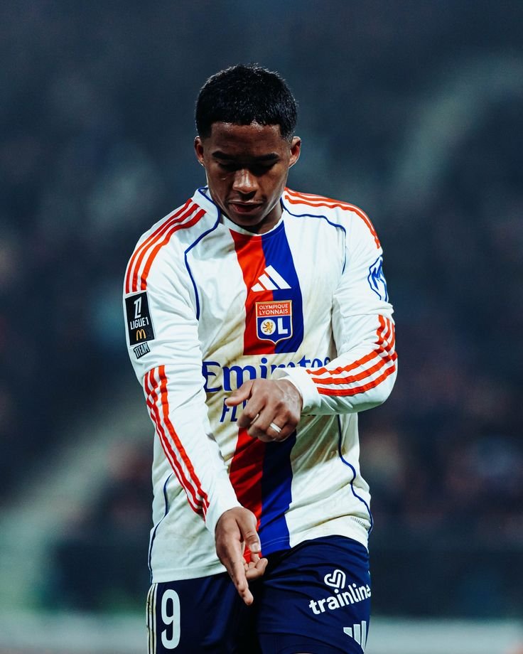 BUTTTTTT DE ENDRICK A LA 87' !!! ⚽️

CELTA VIGO 🇪🇸 1-1 🇫🇷 LYON