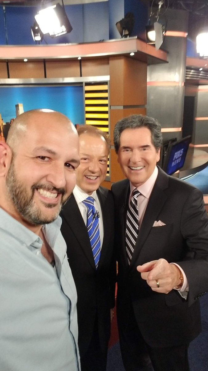 John_Karalis's tweet image. Very sad to hear about the passing of Ernie Anastos. I produced his show for a couple of years in NYC and I've never met a more dedicated and passionate anchor. He was always about positivity. We pushed each other to do work we were proud of. You'll be missed, Ernie.