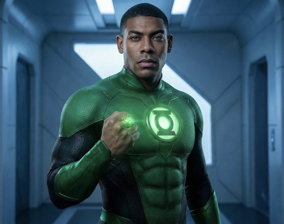 Austin_Medzz's tweet photo. How the Green Lantern suit should look

#Lanterns #DCU https://t.co/QdWfajh9zk