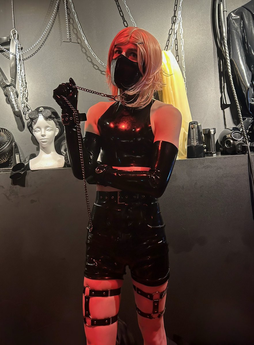 Maddie / マディー tweet media