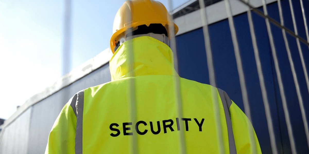 Construction sites are common targets for theft and vandalism.
Our latest guide covers practical ways to secure jobsites—from perimeter fencing to surveillance and equipment tracking
Read more:
theguardalliance.com/blog/how-to-pr…
#ConstructionSecurity #JobsiteSecurity #ConstructionIndustry