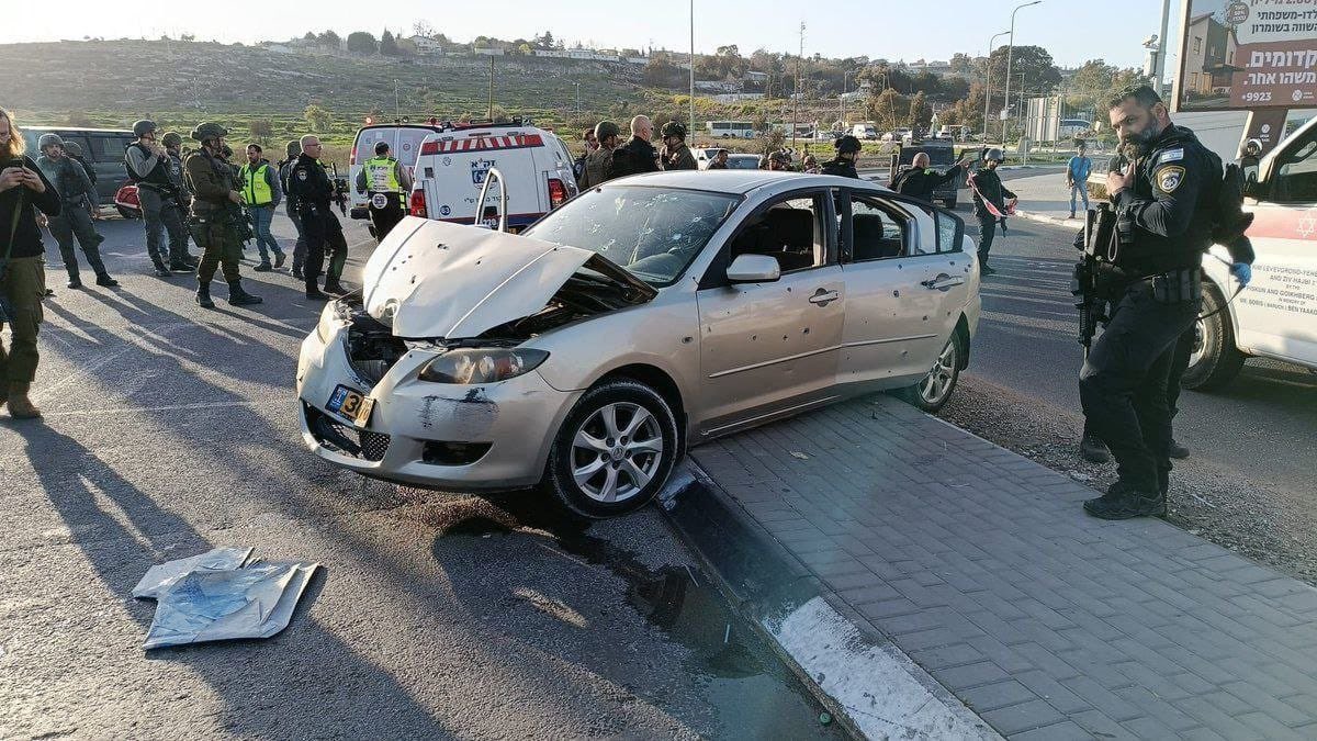 Two young Palestinian men were killed after Israeli occupation forces opened fire on their vehicle near Za’atara checkpoint south of Nablus.