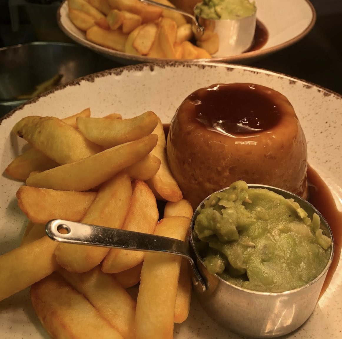 NickKeep_NKA's tweet photo. Babies heads, mushy peas and chips this evening. One of the advantages of living in the Forest, we have a wonderful choice of local pubs offering simple rustic food at reasonable price, just what the doctor ordered on a miserable Thursday.
#Pub #Dinner @girl_merc #RusticFood https://t.co/DQULJthoed