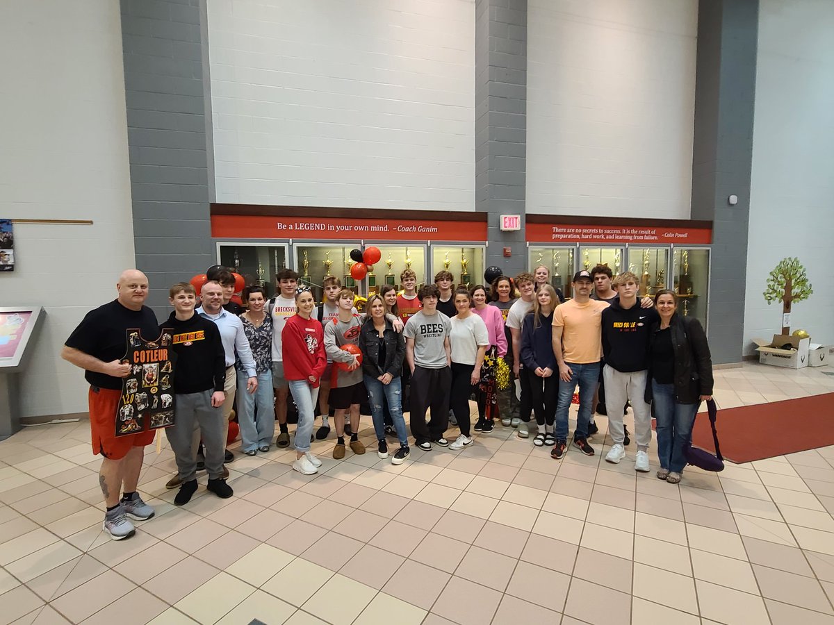 BEES ATHLETICS tweet media