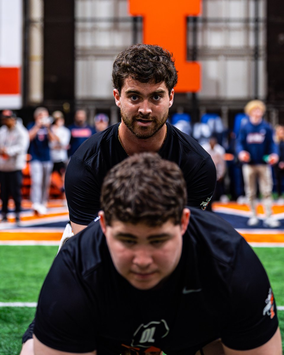 Illinois Football tweet media