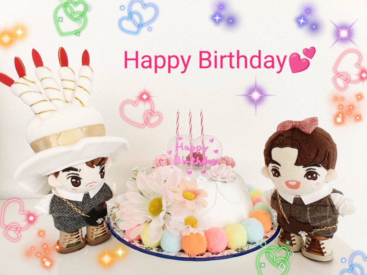 わっと！遅れてごめん🙏💦
Happy Birthday❣️
今もまだずっとタインと幸せに暮らしてると信じてるよ❤️

🐰わっと！誕生日おめでとう！プレゼントはお.れ❤️
#26thHBDSarawatคั่นกู