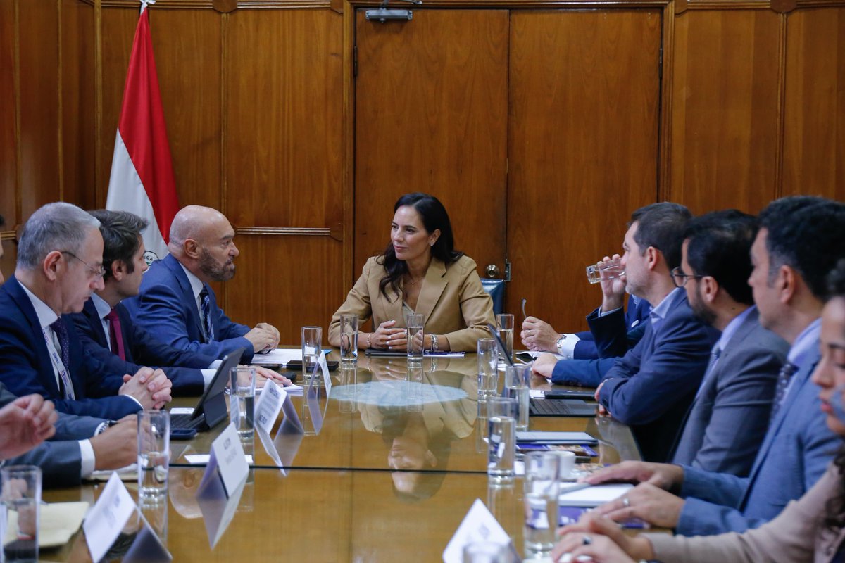 Claudia Centurión tweet media