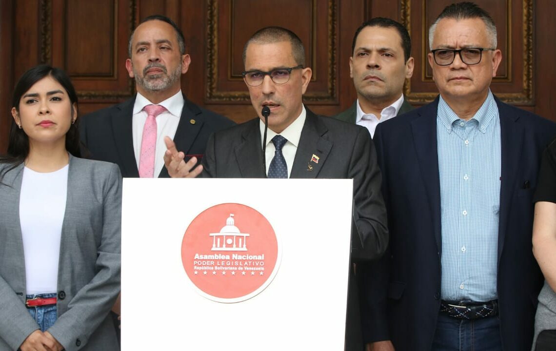 Ronny Hernandez tweet media