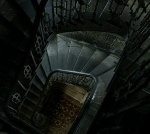 sapw's tweet photo. Happy #AlfredHitchcockDay #Stairs #Sherlock #BenedictCumberbatch #Vertigo #ASiP #MindPalace https://t.co/XQVtoZqlOz