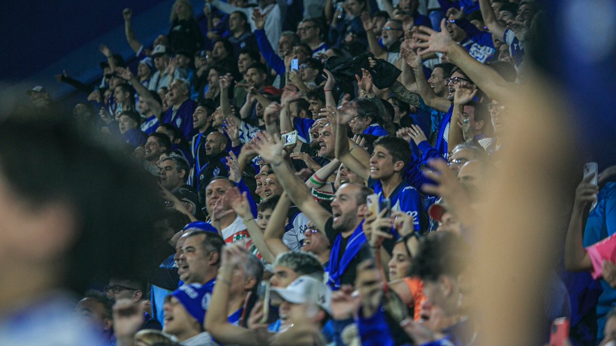 Sábado Vélez tweet media