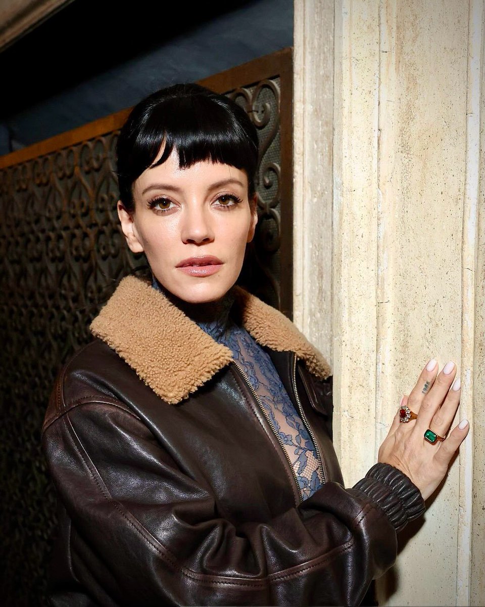 Lily Allen Brasil tweet media