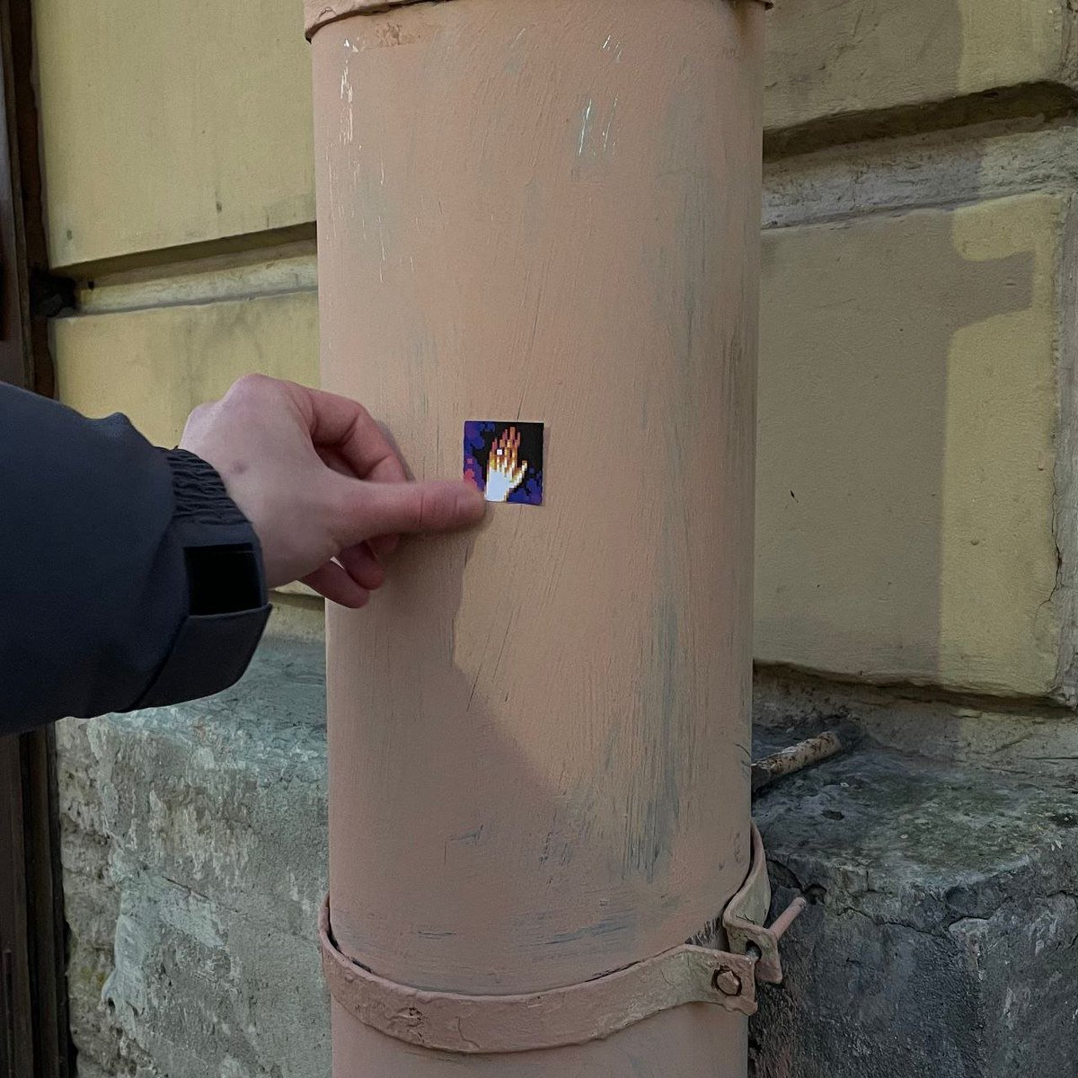 Ocupanted tweet media