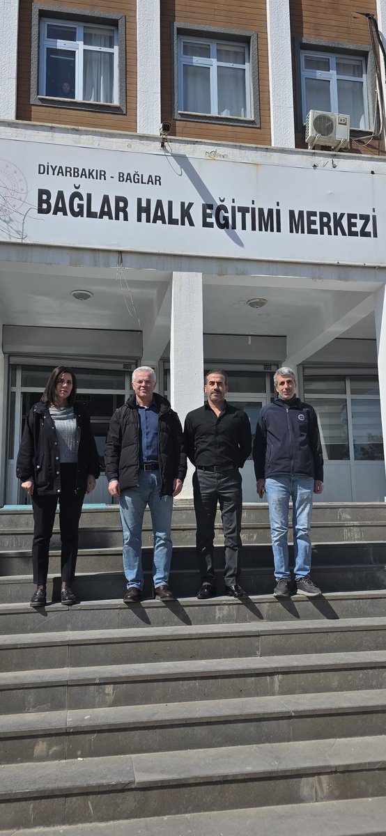 Baglarhem's tweet photo. Bakanlığımız Hayat Boyu Öğrenme Genel Müdürlüğü Özel Kalem Müdürü Tuncer BOZAN' ın kurumumuza yaptığı ziyaret bizleri ziyadesiyle memnun etmiştir.
@mebhbogm 
@Diyarbakirmem 
@BaglarMEM21 
@SirineEronat https://t.co/xnlY211CvG