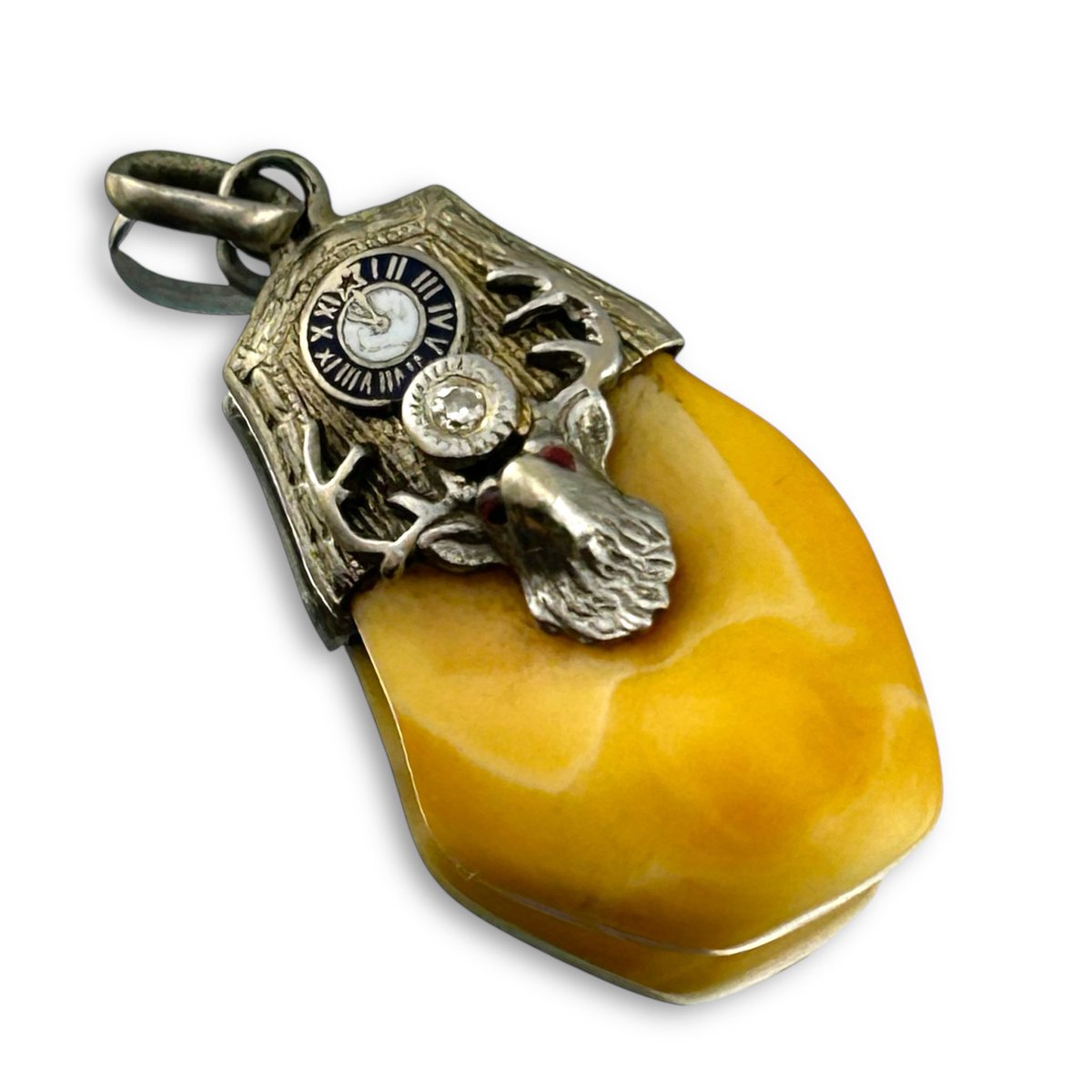 AtraCygnus's tweet photo. Cool find of the day,  elk ivory tooth set in 14k gold &amp; Diamond https://t.co/cgekavSz6F
