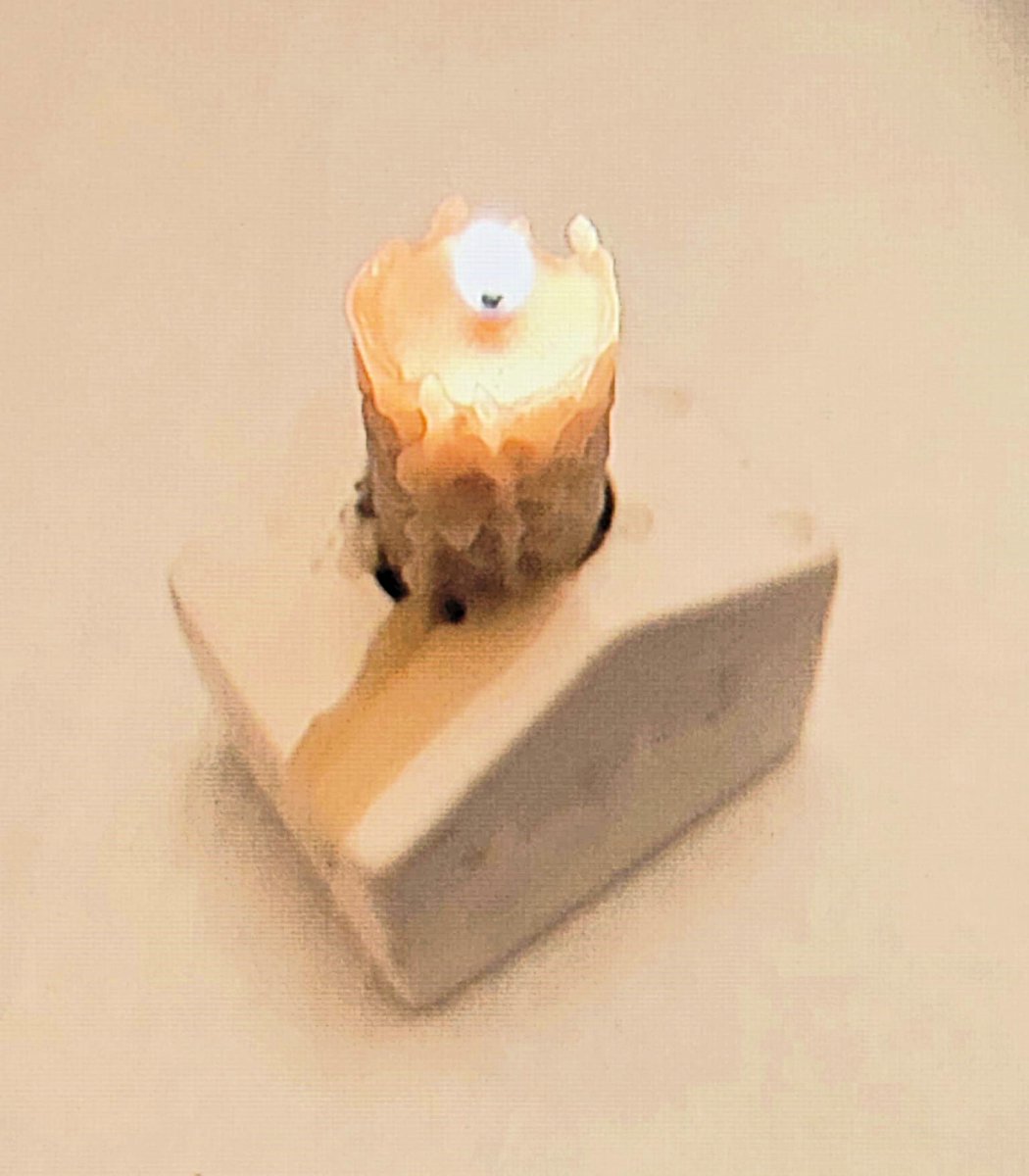 DaniElefantman's tweet image. Vela decorativa artesanal en un soporte de cemento o piedra. #vela #decoración  #llama #hacerfotos