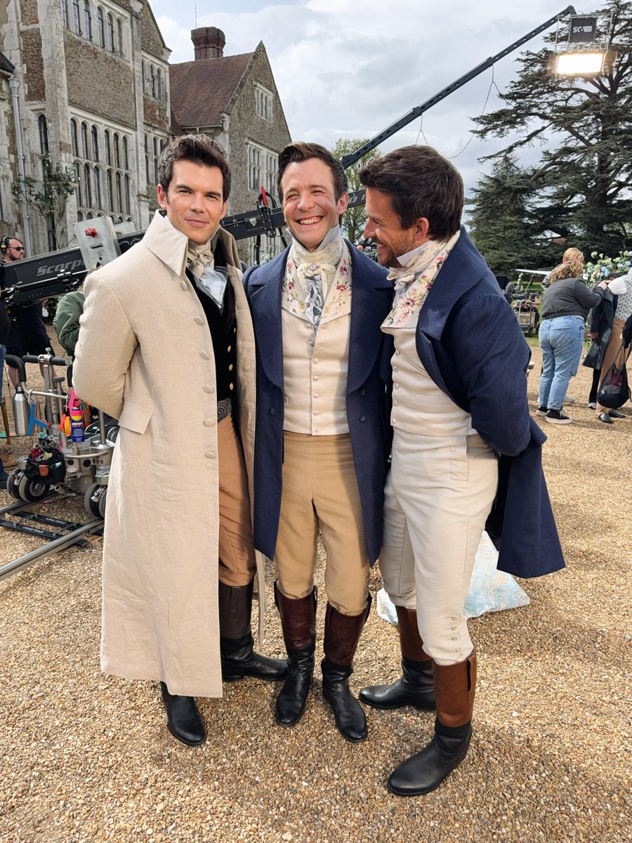 Bridgerton tweet media