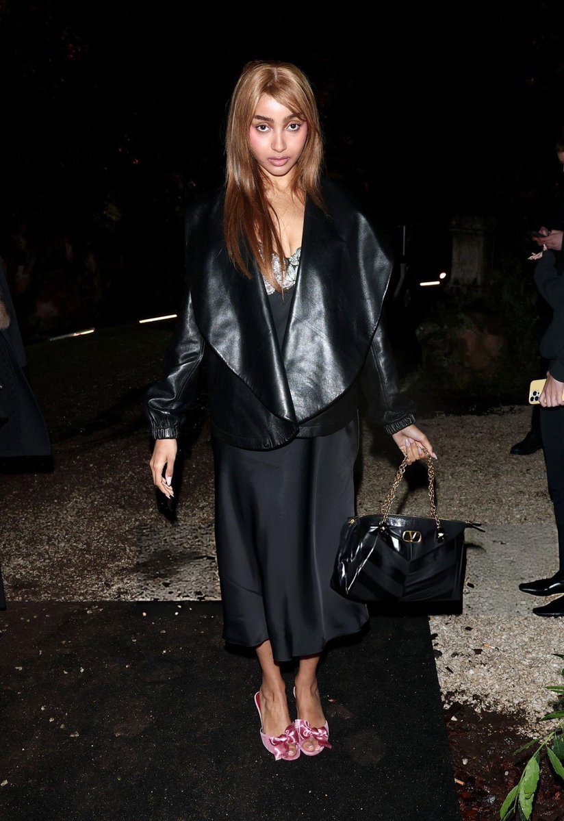 𝙝𝙖𝙛 ★ tweet media