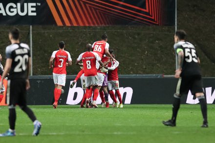 A última vez que perdemos a primeira mão de uma eliminatória 2-0, a segunda mão acabou assim (não temos hipóteses)