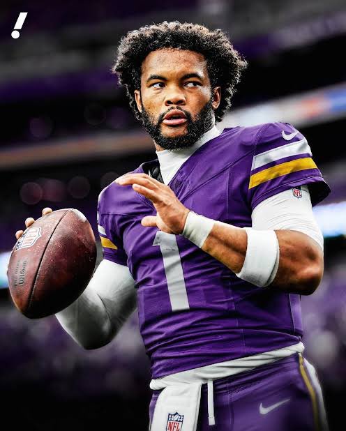 DomClare's tweet photo. Let’s freaking gooooooo!!! We got a quarterback🔥🔥🔥🔥 https://t.co/aLDtza53KX