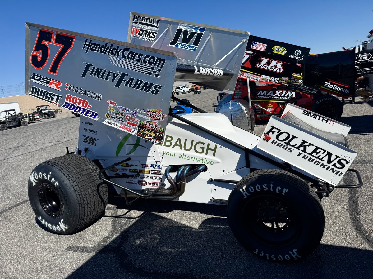 HighLimitRacing's tweet photo. .@KyleLarsonRacin runs triple duty this week at @LVMotorSpeedway...

@InterstateBatts High Limit Racing (Thur-Sat)
@NASCAROReillyAP (Sat)
@NASCAR Cup Series (Sun)

He's ran 3rd-5th-6th-5th-2nd, but still wants his first win on Vegas dirt!

📺 https://t.co/HqCOVcUEzI (𝟱:𝟭𝟱𝗽𝘁) https://t.co/xIb7hxyhlY
