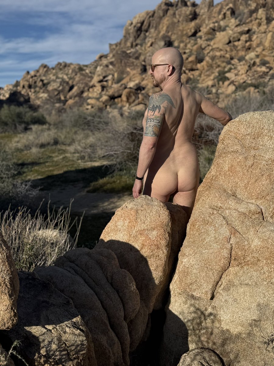 TBT Last month in Joshua Tree #🍑 #butt #nudist #naturalist