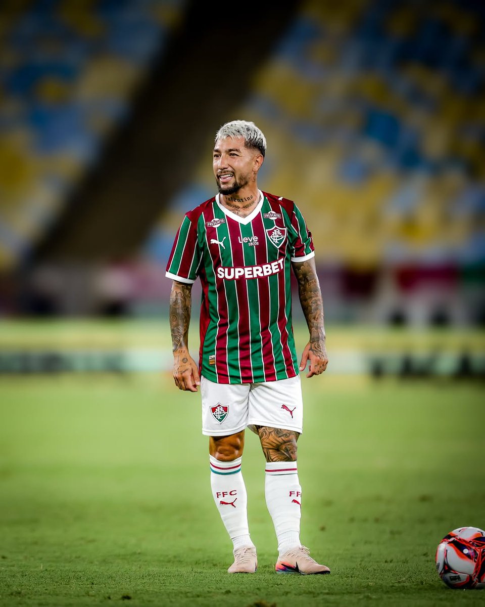🇭🇺🔎 Savarino e Lucho Acosta é significado de magia em campo.

Como o Fluminense contratou bem!

Muita qualidade.