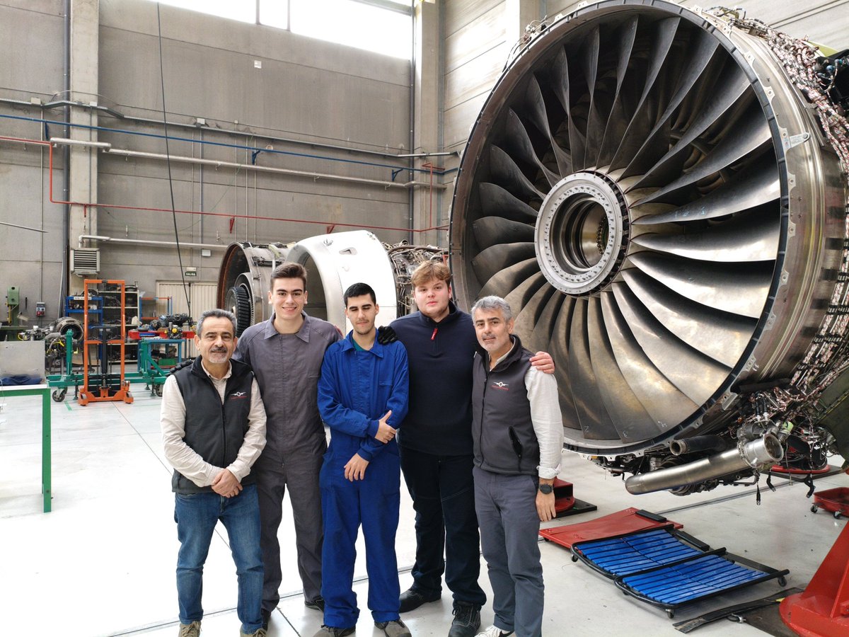 CIFP Profesor Raúl Vázquez tweet media