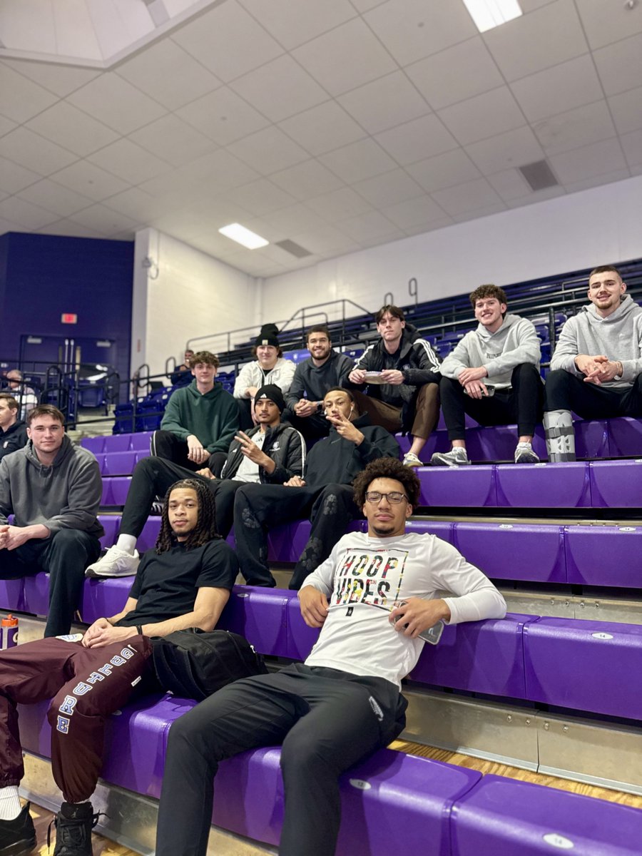 Holy Cross Men's Basketball tweet media