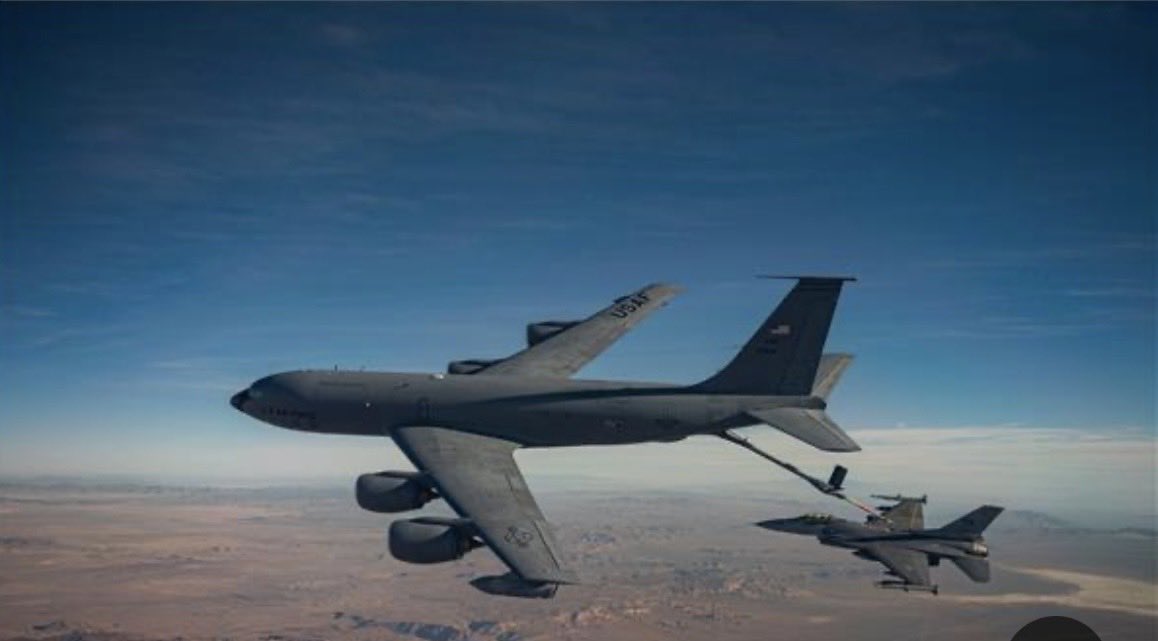 KHALID_GR2030's tweet photo. #عاجل🚨:

الجيش الأميركي 🇺🇸:

فقدان طائرة تزود بالوقود من طراز KC-135 خلال العملية في #إيران 

#السعودية #يوم_الجمعة #باكستان #Paksitan #المنطقة_الشرقية #حقل_شيبة #الخرج #الكويت #قطر #البحرين #الامارات #العراق #بغداد #اسرائيل #لبنان #Irán #IranIsraeliWar #Isreal https://t.co/Kz1ORb6YsB