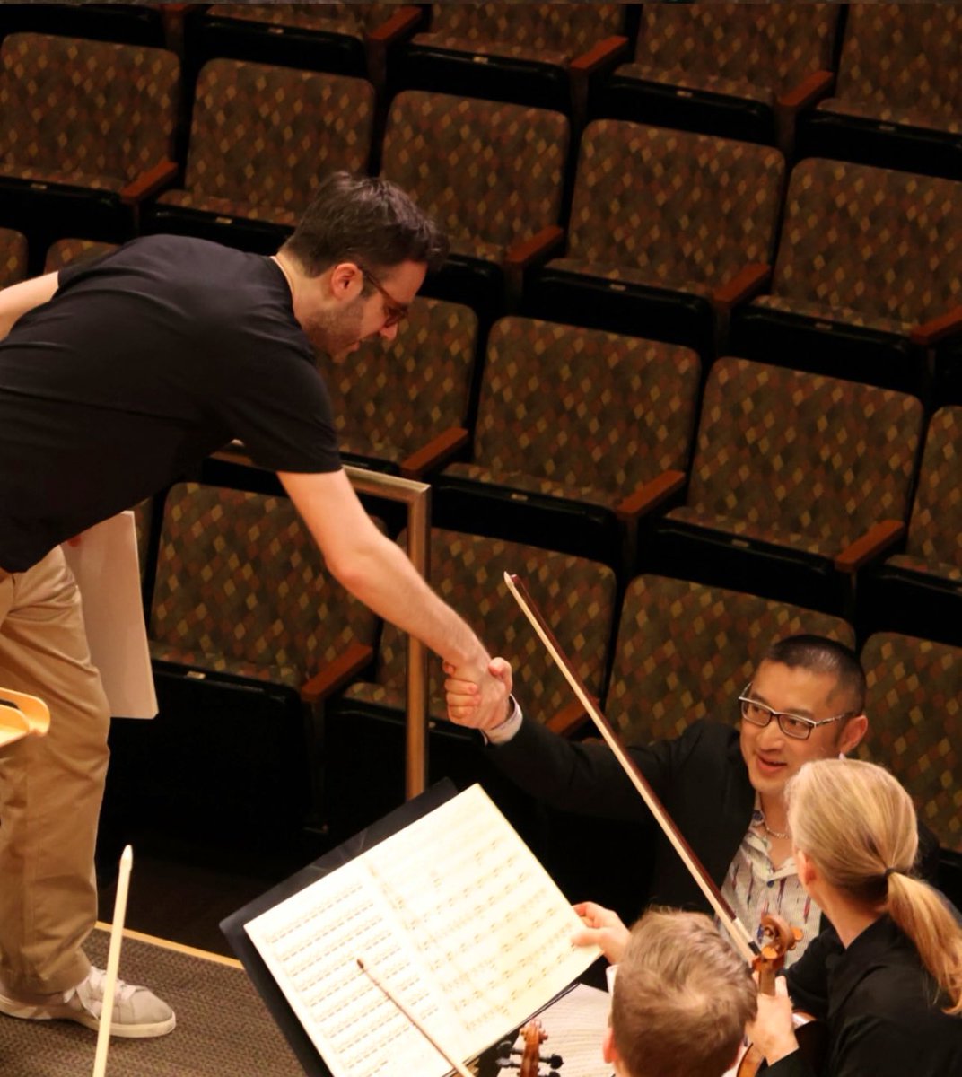 Huang Ruo tweet media