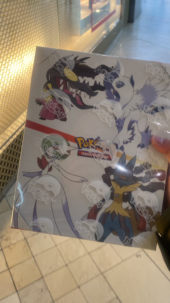 akiraBabyyyyyy's tweet image. Hehe.. first pokemon raid since coming back. 🫠 #pokemon #raid #pokemonraid #tcg #pokemontcg #postwork